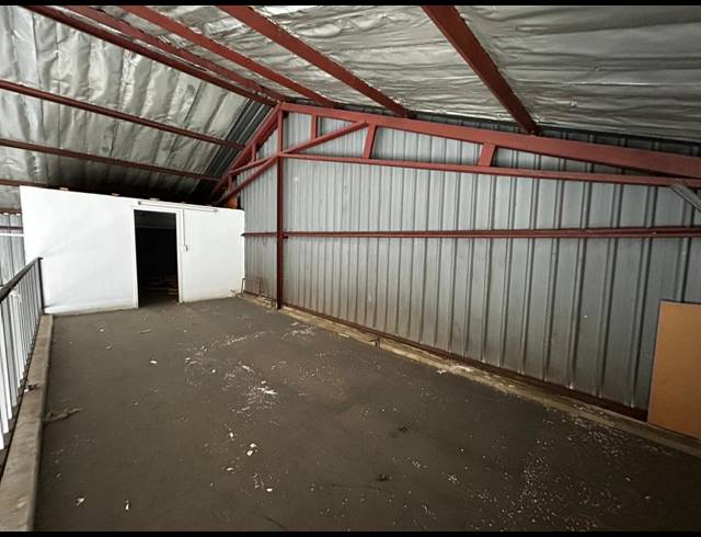 127M² WAREHOUSE TO LET IN WYNBERG